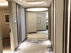 -浅深(世茂滨江精品店)