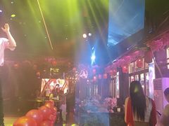 -喜鹊音乐酒馆(西街店)