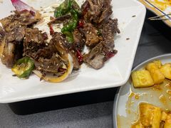 -许哥东北烧烤·铁丳烤串·宫后夹肉(繁花中心店)