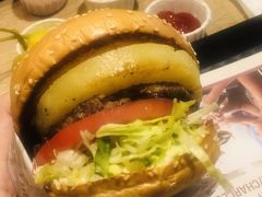 -The Habit Burger Grill 哈比特汉堡(复兴soho店)