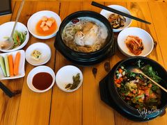 -长寿参鸡汤(朝韩风情街店)