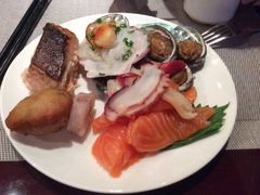 -荣誉国际酒店-云顶旋转餐厅