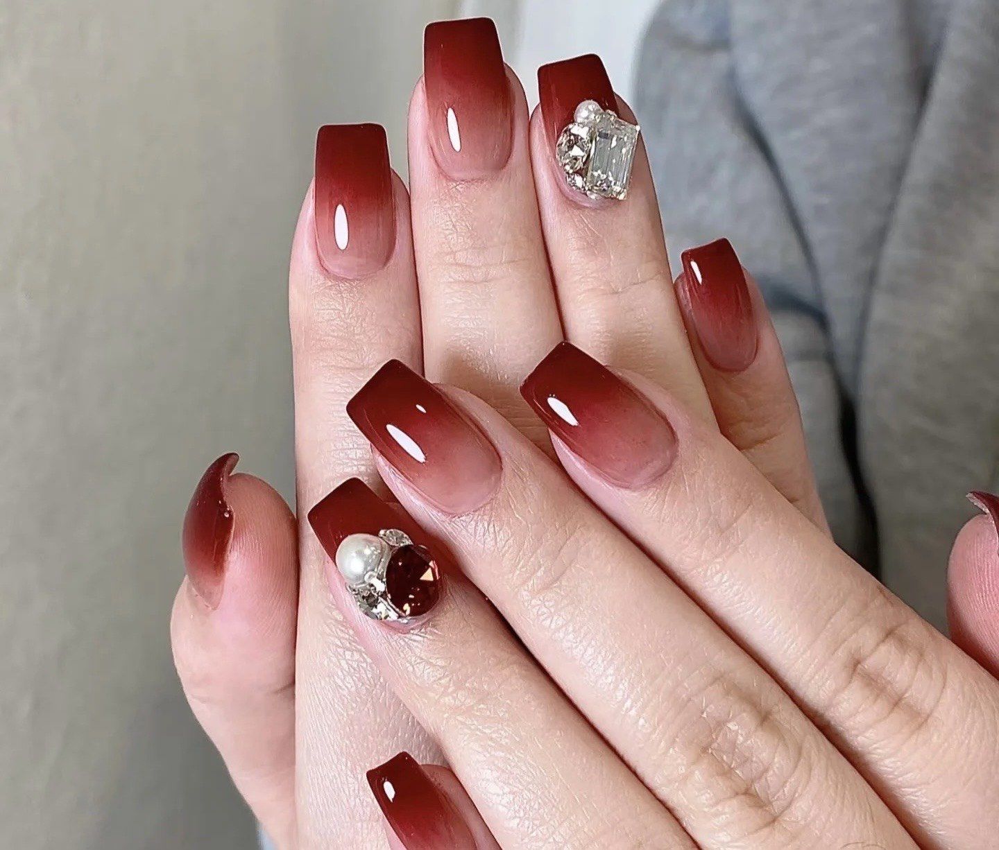 这个红色渐变太适合新年啦,#红指甲 快来