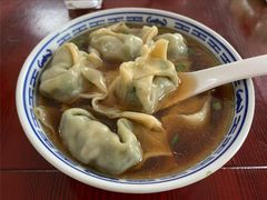 菜肉馄饨-古徽州馄饨店(宝安路店)
