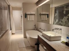 -郑州建业艾美酒店