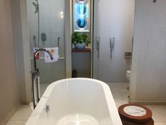 -三亚亚龙湾雅高美爵酒店