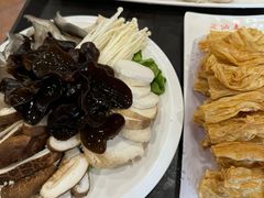 -潮汕美牛肉丸火锅店(天宁寺店)