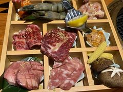 -肉魁屋·烧肉·烧鸟·酒场(高新店)