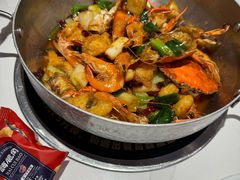 -七欣天香辣蟹火锅(闵行浦江欢乐颂店)