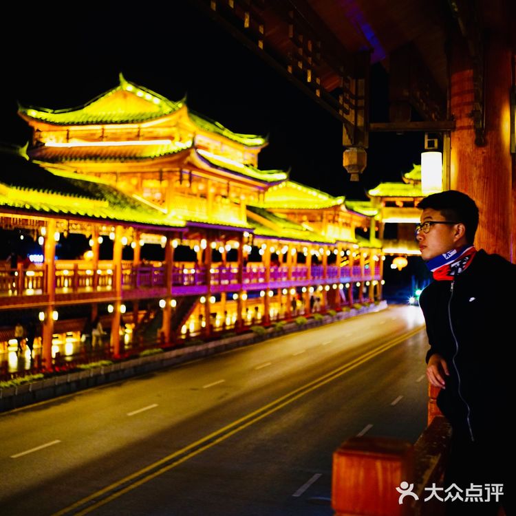 《无名之辈》都匀-西山大桥