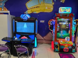 -开心巴士(世纪东方商业广场店)