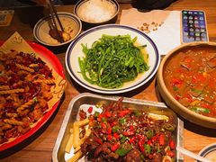 -泥糊破店小酒馆·团建聚餐(南京西路店)