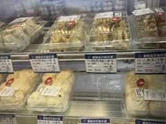 -白玉兰食品甜凤店(合生汇店)
