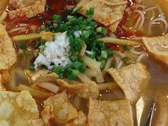 -爱民螺蛳粉(梧州国泰广场店)