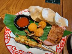 -云海肴·汽锅鸡·云南菜(天山百盛优客店)