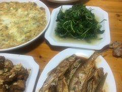 -山里人家土菜馆(茅山店)