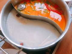 -樾餐厅泰式海鲜火锅(民歌湖店)