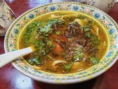 红烧牛肉面-金杨拉面王小吃面馆·牛三宝面·红烧牛肉粉