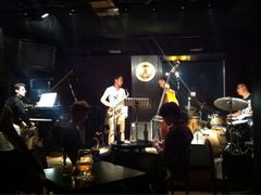 iphone_upload_pic-东岸Cafe 爵士俱乐部