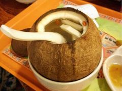 -海口骑楼小吃街