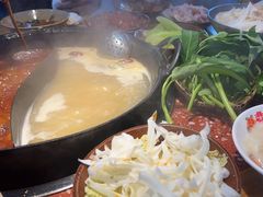 -赵美丽·重庆社区火锅·直营店(火车东站·中豪国际店)