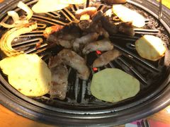 -老炉家木炭烤肉(长江国际店)