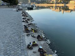 -多瑙河畔鞋履雕塑