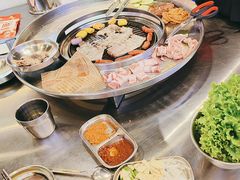 -哈哈碳都·牛肋条无限自助烤肉(宝龙店)