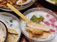 -老滇山寨•云南特色菜•地方菜•民族风情歌舞表演(经开区店)