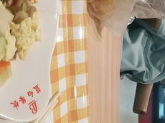 -蓝白自选餐厅(烟大店)
