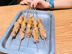 -清真吴记门钉肉饼·喜多利
