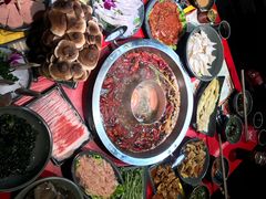 -谭鸭血老火锅(漳州路店)