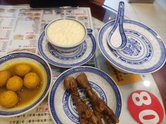 招牌双皮奶任意配-广信牛奶甜品世家(台东店)