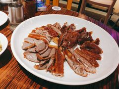金奖卤鹅（每天5次新鲜现卤）-陈鹏鹏潮汕菜(欢乐海岸 海边景观店)