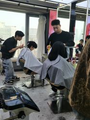 -藤野造型烫发染发