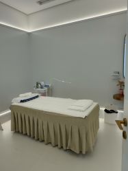 -苑苑vbeauty科技美容SPA