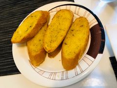 蒜香面包-斗牛士牛排(南京东路店)
