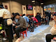 等位区-碎怂烤肉(钟楼柳巷店)