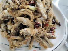-丹水桥地锅鱼·翘嘴鲌·地方特色全鱼宴(丹江口大坝店)