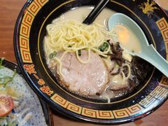 -博多一蘭·乌冬·定食·烧串(徐家汇店)