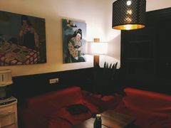 -拖板鞋咖啡旅行酒店(春熙路地铁站店)