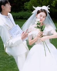 点击看大图 韩式-挪娅婚纱摄影皇家会所