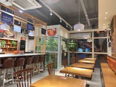 大堂-苗小坛酸汤鱼(酒仙桥店)