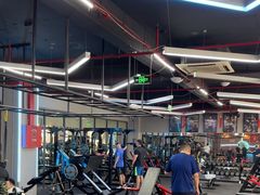 -豪思成DK健身私教连锁(凯乐国际店)
