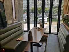 靠窗位-马尔扎哈烤肉餐厅(正茂·海龙花园店)