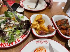 -Tube station站点比萨(王府井百货店)
