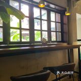 好休闲的后园餐厅，不low ! 
