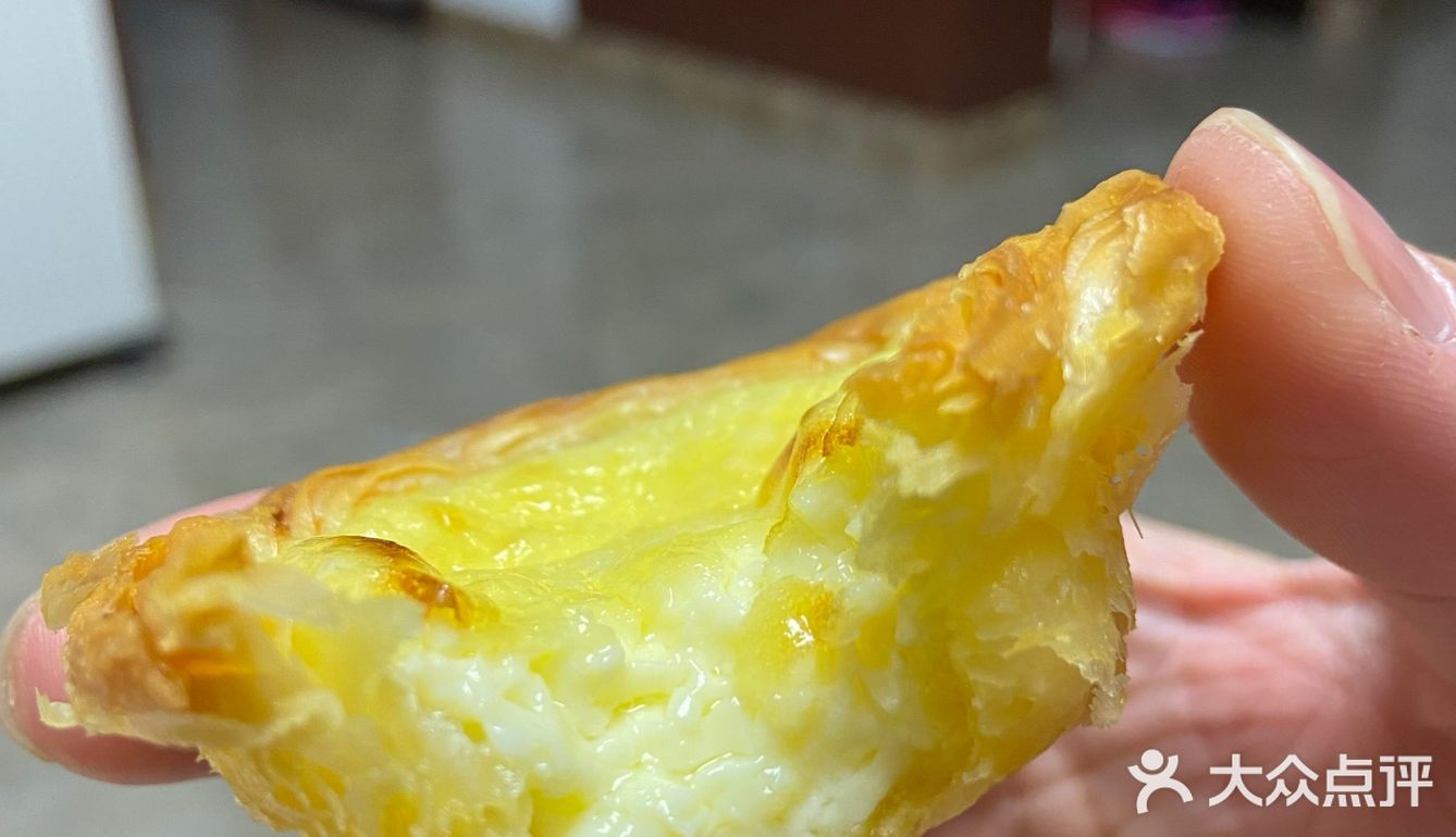 感觉各家蛋挞皮味道都差不太多 网上也有卖蛋挞液的