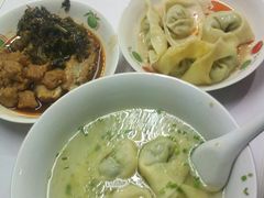 2011-10-03_20-47-52_100-潘国仙耳光馄饨(黄家阙路店)