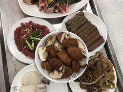 -苗伯妈酸汤火锅